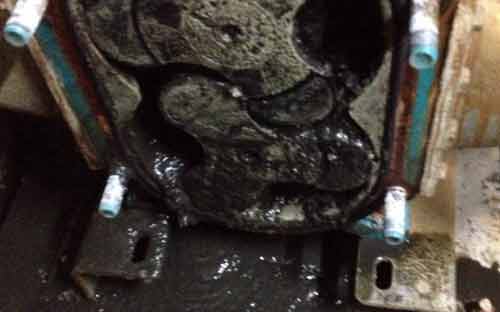 騰格里沙漠再現(xiàn)造紙黑液污染,如何運用濃漿泵加強環(huán)保！