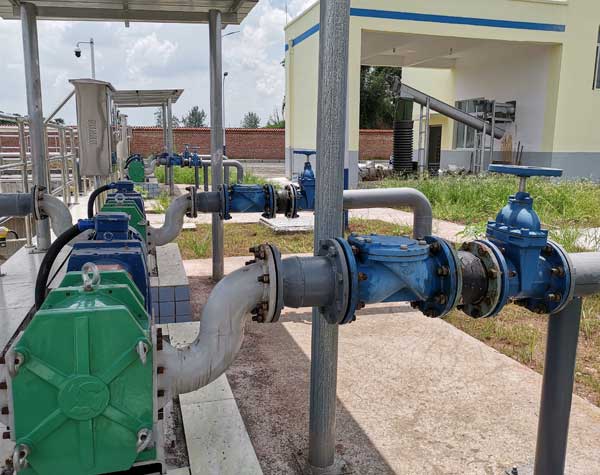 螺桿泵與轉(zhuǎn)子泵 螺桿泵與轉(zhuǎn)子泵